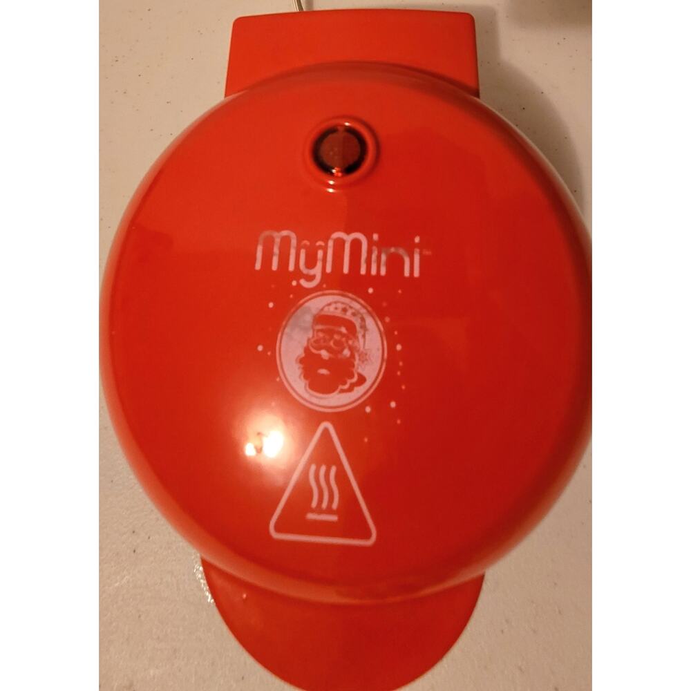 Nostalgia MyMini Santa Claus Holiday Waffle Maker
